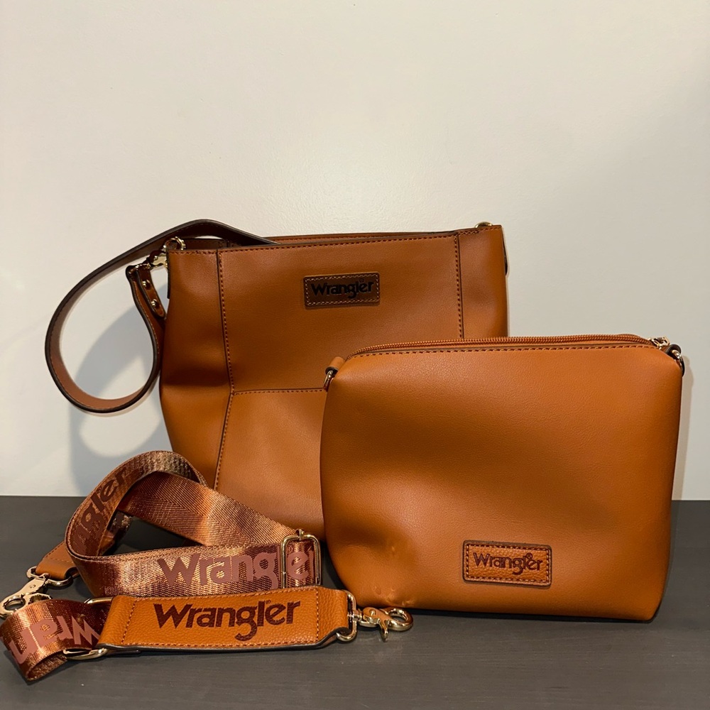 Wrangler purse & pouch set!!